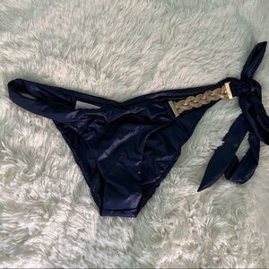 KARDASHIANS BIKINI BOTTOMS!!  